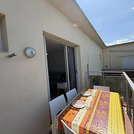 Apartment Alcove 3 Pers Avec Balcon Et Parking Prive A 300m Des Plages D'argeles - Fr-1-388-60 *